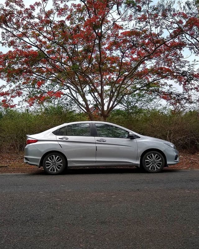 Sedans for City Comfort: Why Rent a Sedan for Your Kathmandu Stay?